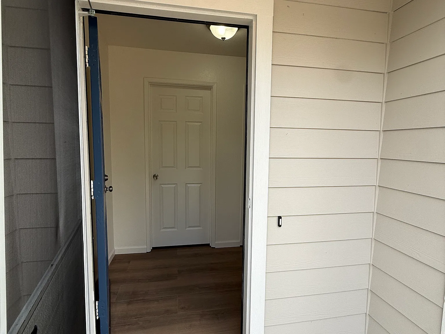2 bed, 1000 sqft, $2,800 — Photo 3