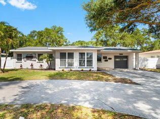 1614 Indian Rocks Rd, Belleair, FL 33756