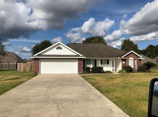 200 Joshua St, Iowa, LA 70647