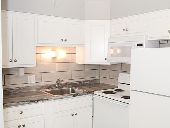 5th image of 2621 S Big Bend Blvd APT 5