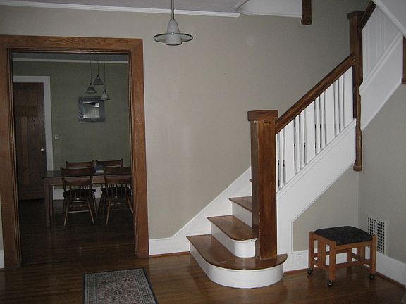 Open entry way