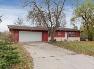 3120 Harbor Dr SE, Rochester, MN 55904