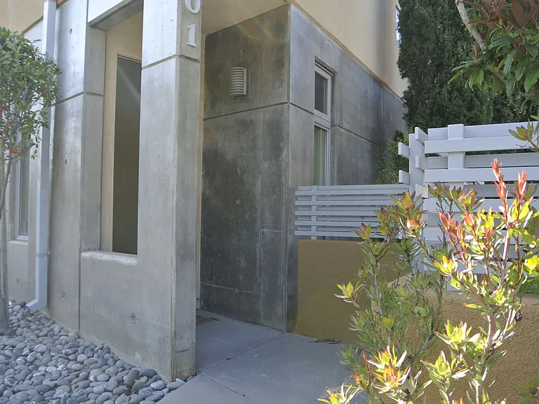 495 S Cleveland St S #101 — Photo 2
