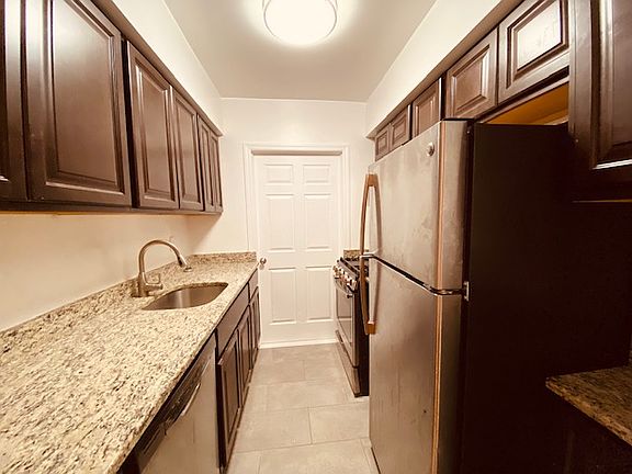 4th image of 35-05 Parsons Blvd #7A