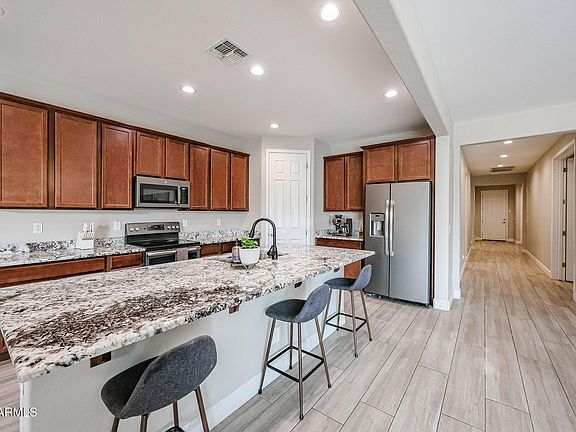 5th image of 16083 W Laurel Lane
