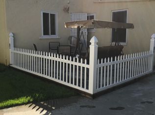 611 Magnolia Ave, Inglewood, CA 90301