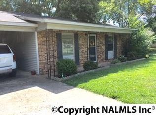 1110 Terry Cir, Albertville, AL 35951