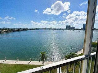 3020 Marcos Dr APT S607, North Miami Beach, FL 33160