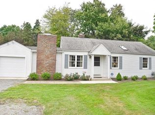 614 S Buhl Farm Dr, Hermitage, PA 16148