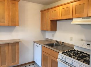 10840 Rockford Rd APT 106, Plymouth, MN 55442