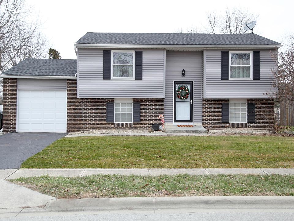 1st image of 8832 Crestwater Dr