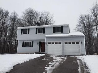 1724 Eisenhower Dr, Brunswick, OH 44212