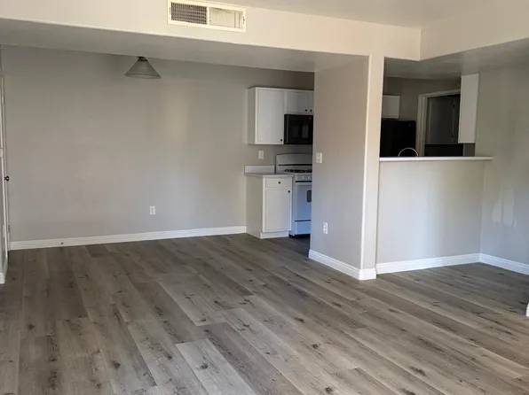 7885 W Flamingo Rd, Las Vegas, NV