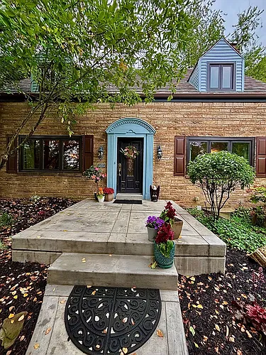 33 Woodland Dr Photo 1
