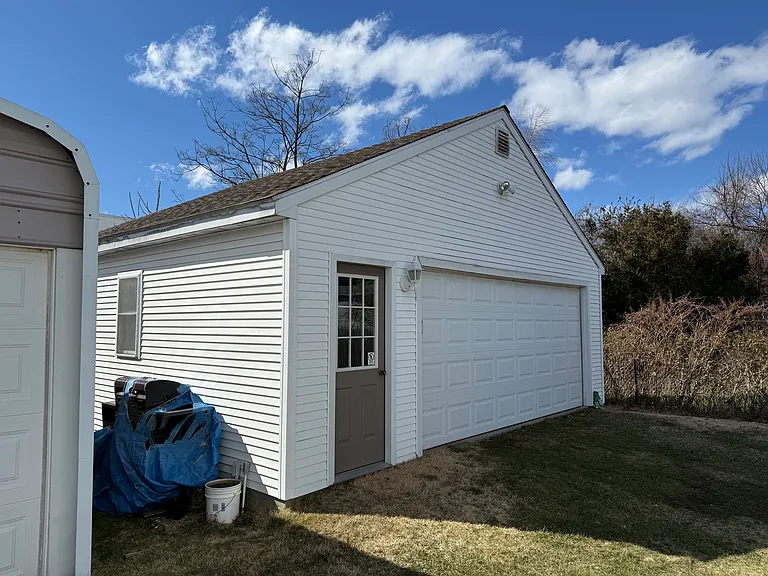 35 Early Ave — Photo 6