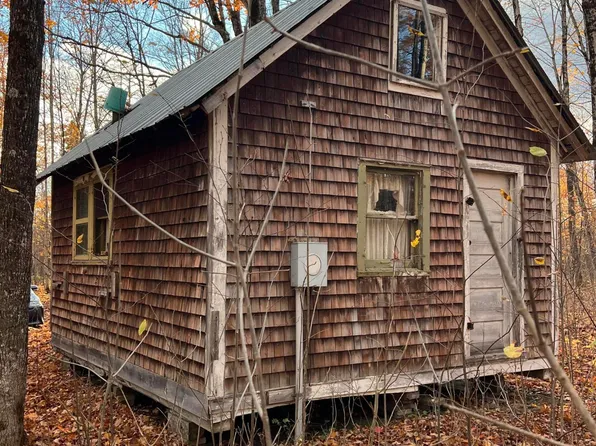 5332 W Poglese Rd, Hessel, MI 49745