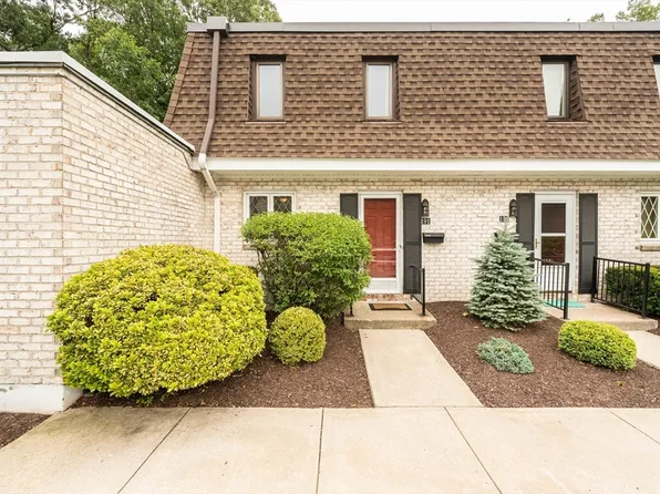 191 Porter Lake Dr Unit 191, Longmeadow, MA 01106