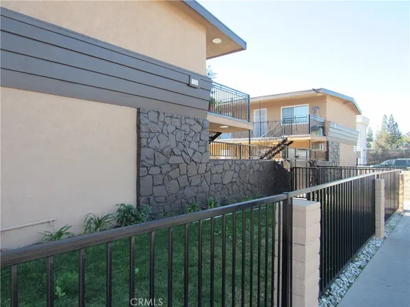 320 W Guinida Ln, Anaheim, CA 92805