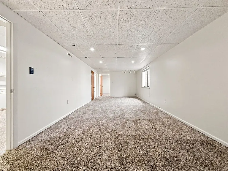 10841 W 68th Pl — Photo 15