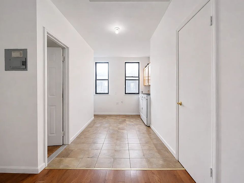 1st image of 294 Harman St #2SS