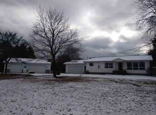 8256 Derry Rd, Vestaburg, MI 48891