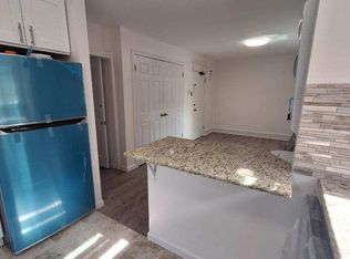 410 W Holly Ave APT E, Pitman, NJ 08071