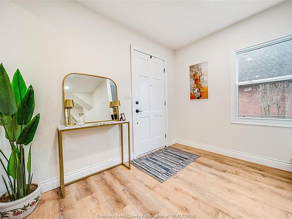4th image of 1381 Arthur Rd