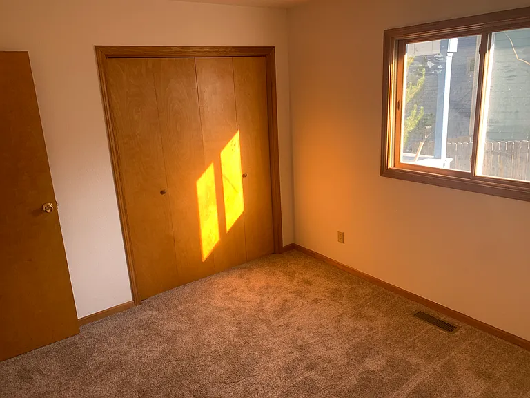 2321 N Glenisle Ave #A — Photo 6