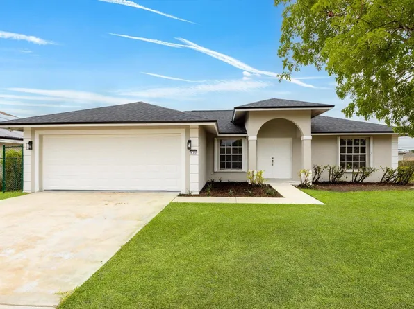 930 SW Romaine Lane, Port St Lucie, FL 34953