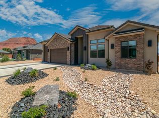 451 S Legacy Trl, Ivins, UT 84738