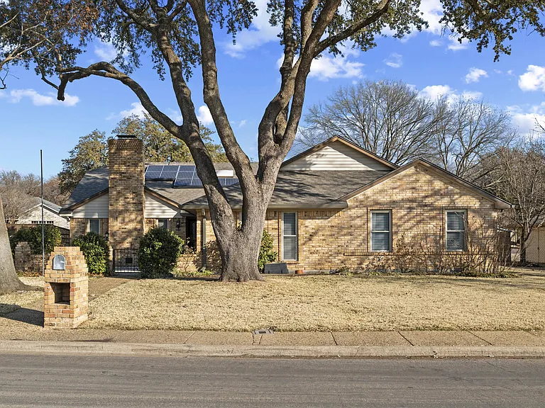 322 N Greenstone Ln — Photo 36