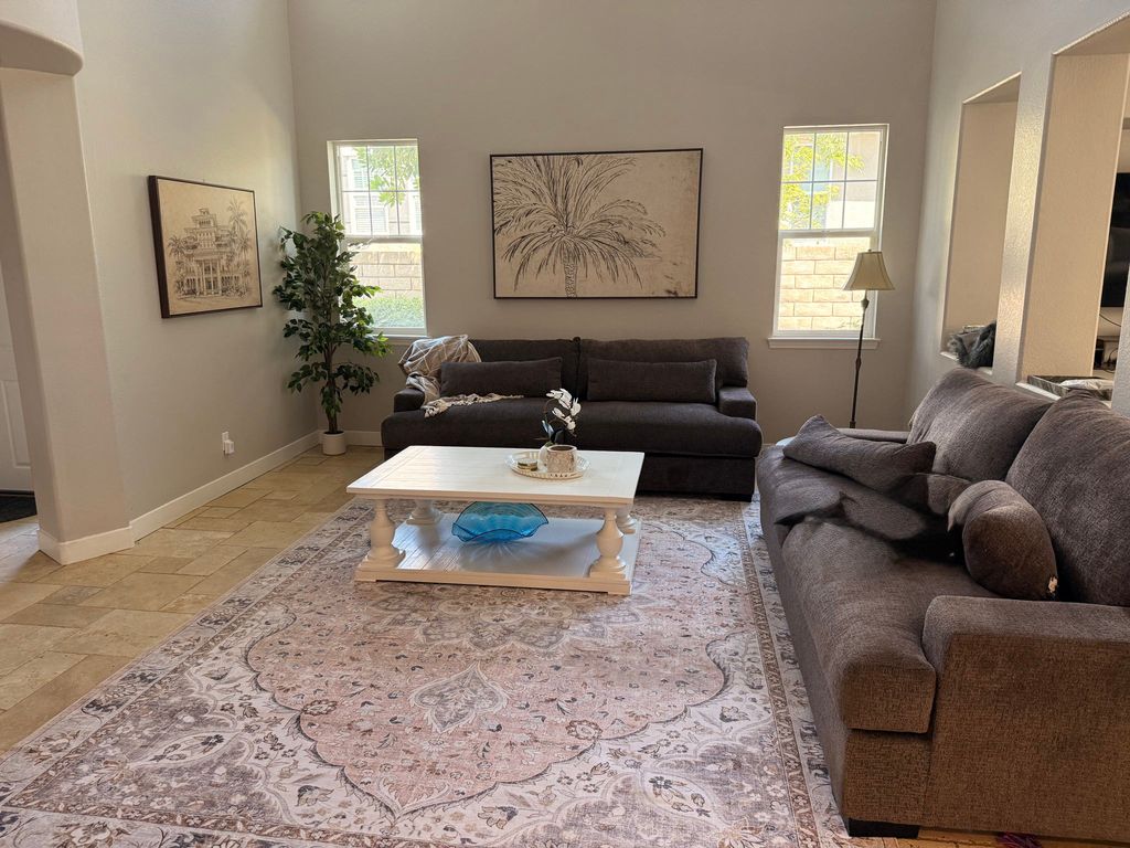 3657 Legends Dr, Simi Valley, CA - View 3