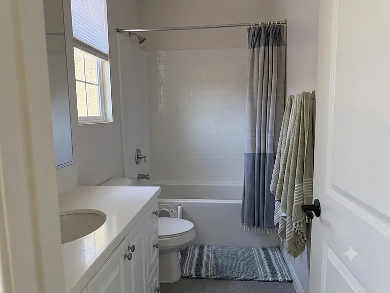 16236 Veridian Cir — Photo 20