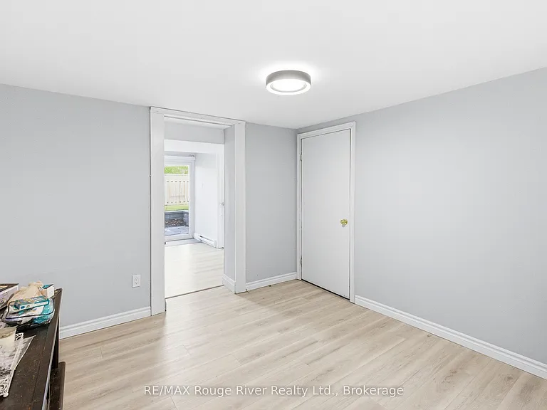 599 Otonabee Dr #2 — Photo 18