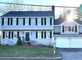 81 Parish Rd, Needham, MA 02494