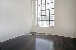 832 Bay St #209 — Photo 9