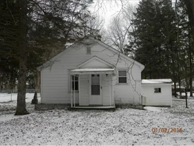 2950 Benstein Rd photo 1
