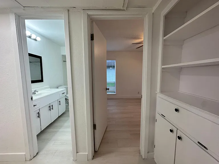 4330 Bowser Ave #109 — Photo 11