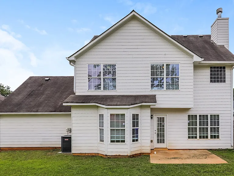 210 Greenland Dr — Photo 17