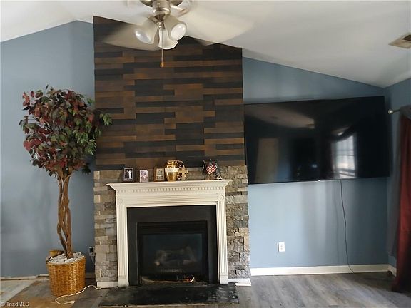 2nd image of 3940 Bluestem Dr