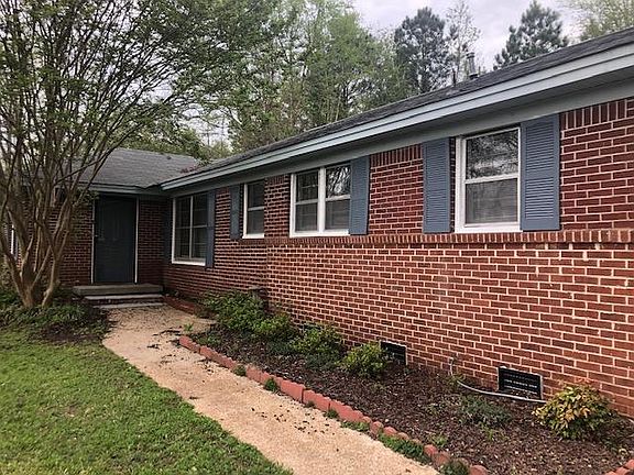 2nd image of 1516 Elvis Presley Dr