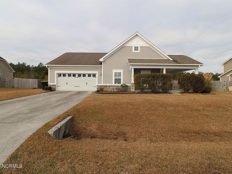 1st image of 132 Palo Alto Park Dr