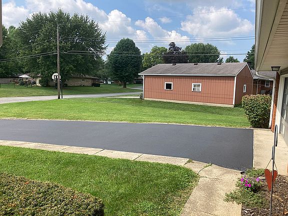 3rd image of 3536 Parrish Ct