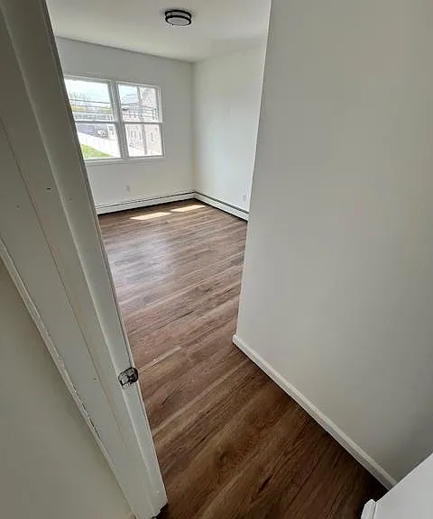 94 Roger Ave — Photo 18