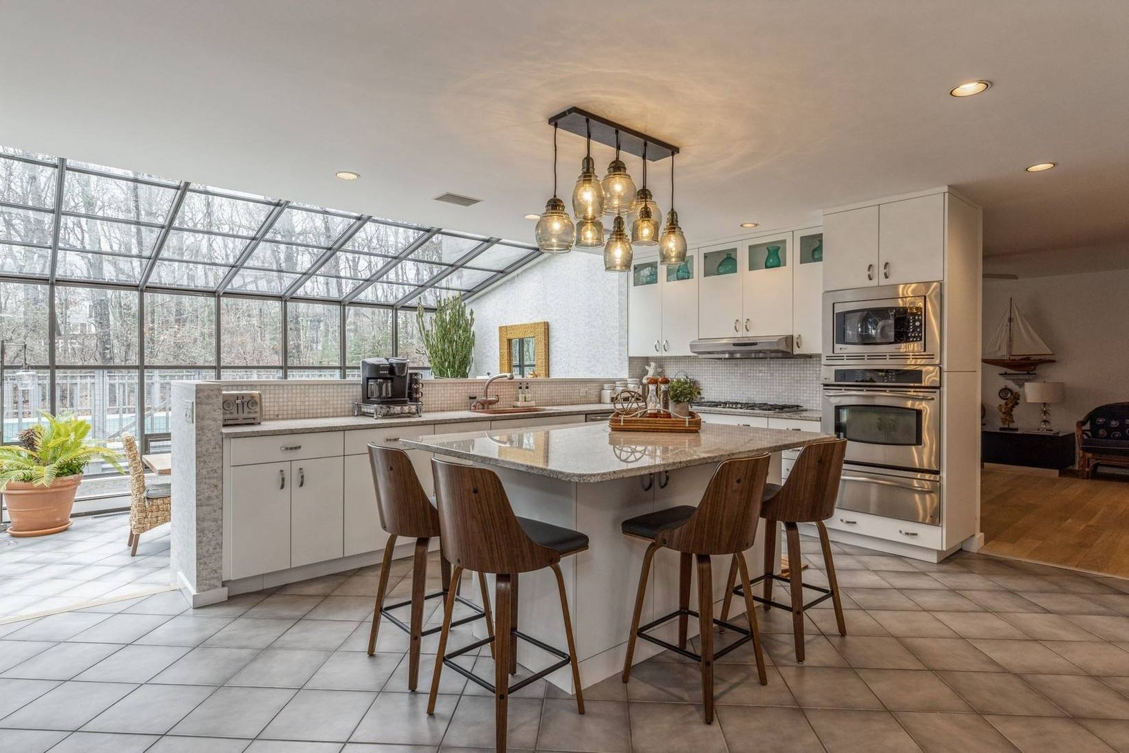  All seasons room Kitchen/Dining Room