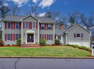 10 Donald Rd, Burlington, MA 01803