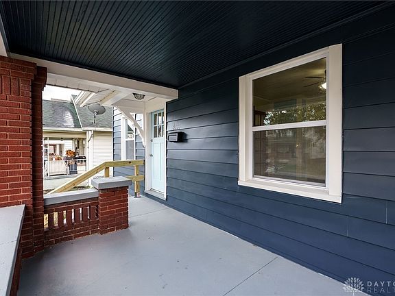 5th image of 2133 Auburn Ave