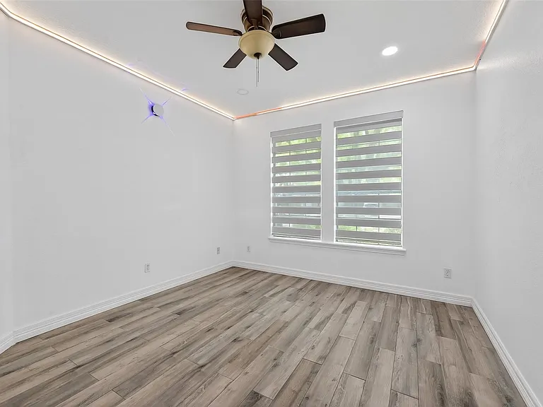 1311 Rene Ct — Photo 26