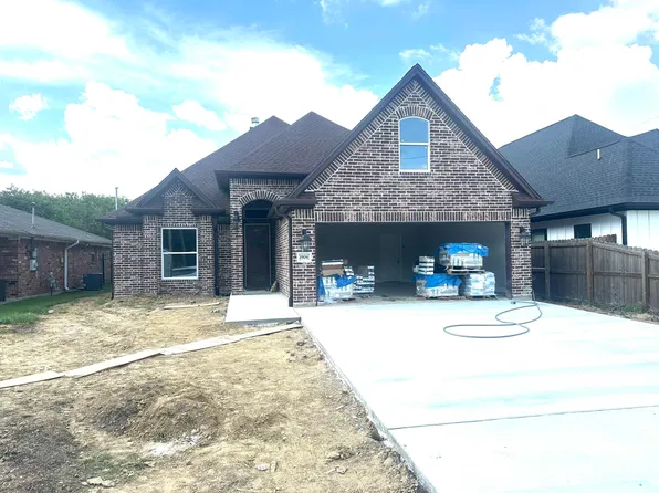 1906 6th St, Port Neches, TX 77651