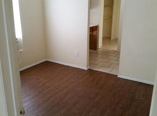 318 Hollenbeck Ave APT 1, San Antonio, TX 78211